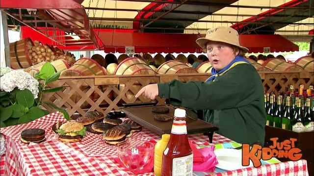 Scary Bacon Burger Prank - Just Kidding Prank