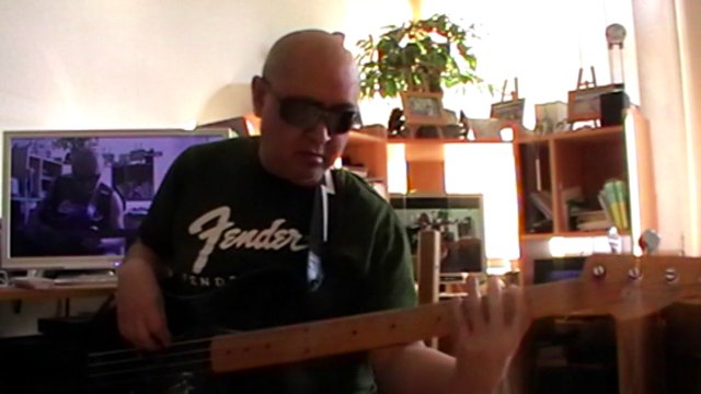 The Greatest love of all Whitney Houston HD720 Basscover Bob Roha