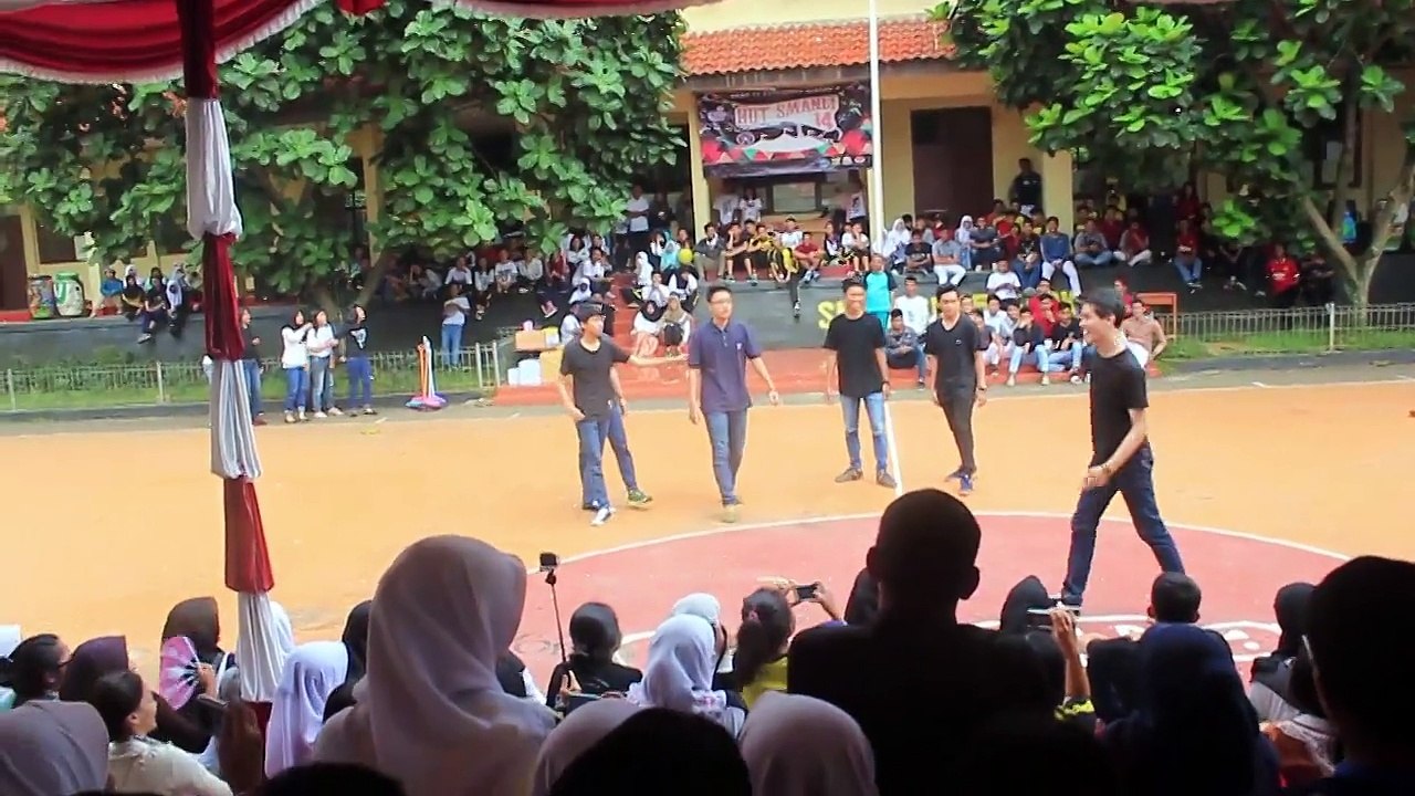 Flashmob by STAND