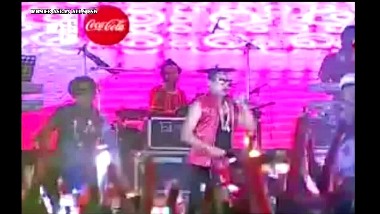 រាំក្រឡុក ខេមរៈ សិរីមន្ត - Rom Kalok Khemarak sereymon - Coca Cola concert 2015