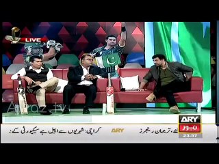 Agar aik Taraf Afridi Aur AIk Taraf Imran Khan Hon To Log Kis Taraf Jayen Ge-Basit Ali
