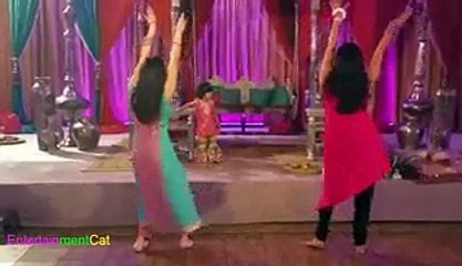 Beautiful Girls Dancing on Wedding