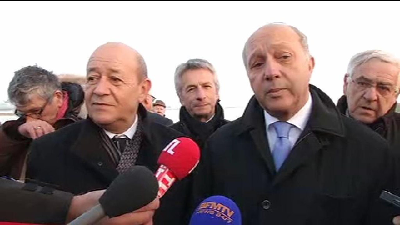 Laurent Fabius et Jean-Yves Le Drian sont au Mont-Saint-Michel pour observer la "marée du siècle"