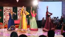 Cute College Girls Mehndi Dance