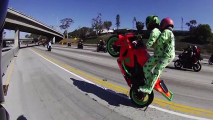 Motorcycle Stunts Show on freeway INCREDIBLE MOMENTS