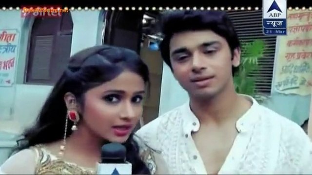 Mere Rang Mein Rangnewaali Sangeet Rasm Mein LD-Raadha Ka Romantic Dance 21st March 2015