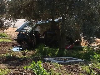 Μετωπική σύγκρουση δυο οχημάτων