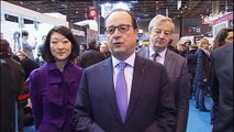 Hollande au Salon du livre: 