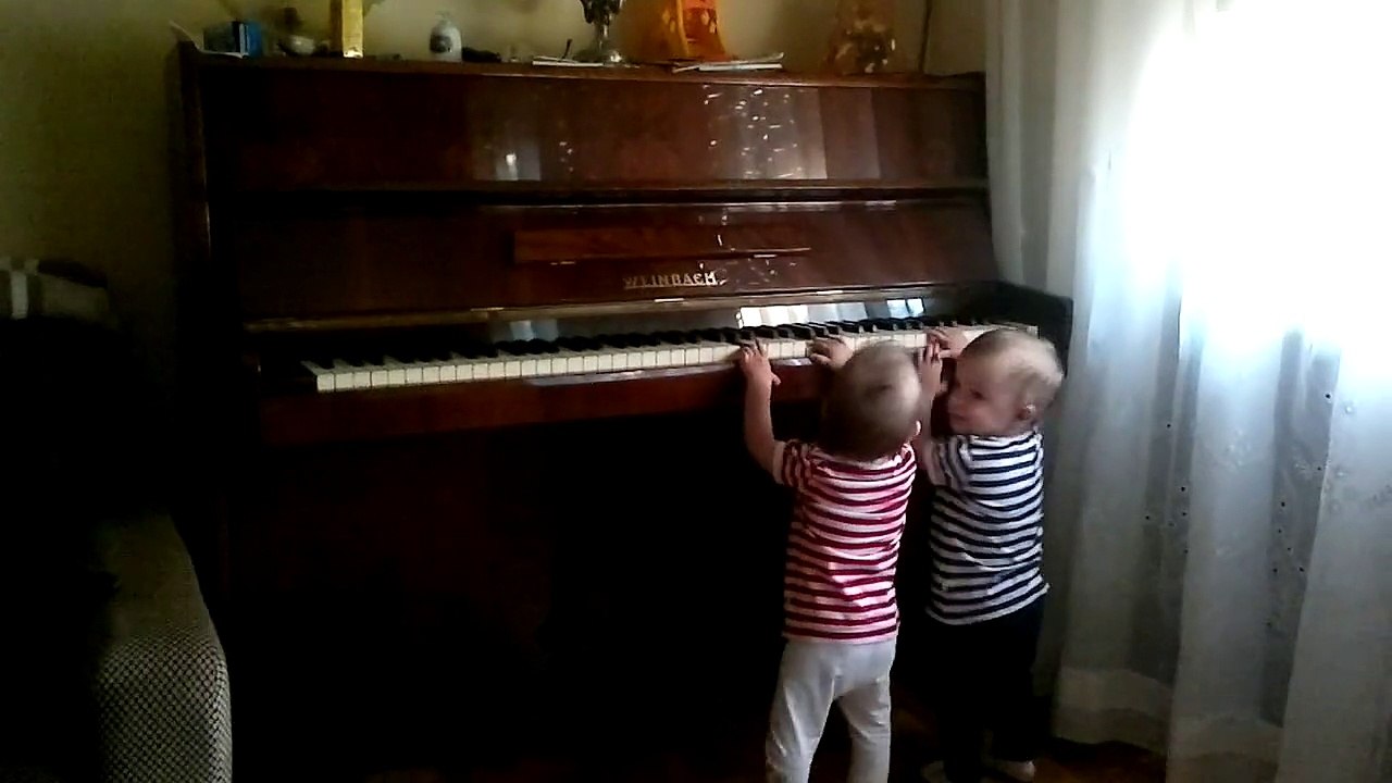 Najlepše pesme za spavanje na klaviru  / Best songs for sleeping on the piano
