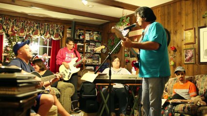 Robert Keefer & comapny perform 'I'll Fly Away' Feb 2015