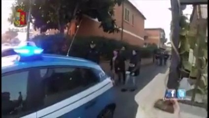 Video herunterladen: Roma - arrestati membri clan Casamonica per estorsione e usura