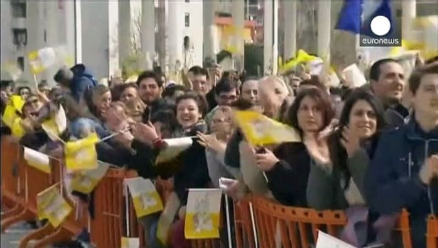 Papst kritisiert in Neapel organisiertes Verbrechen: Korruption stinkt