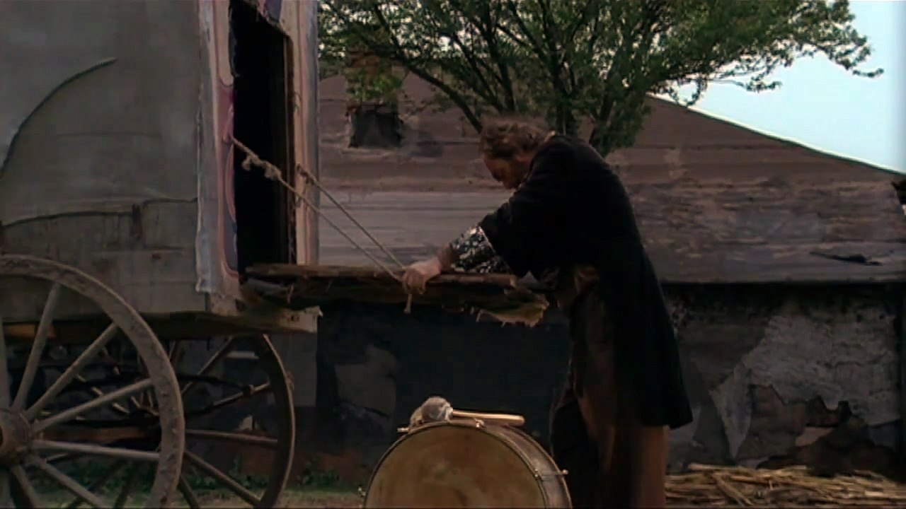 Inghititorul de sabii [1981]
