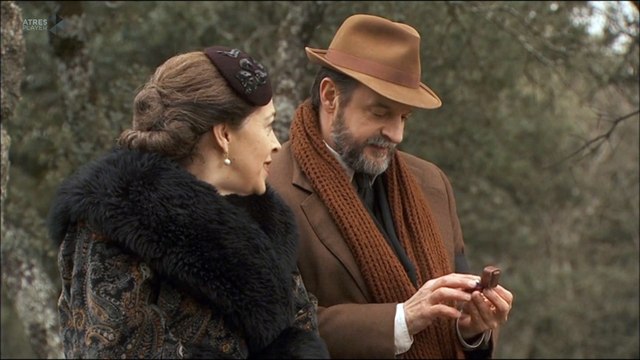 Raimundo y Francisca se encuentran tras recibir Raimundo el anillo (Cap. 1032)