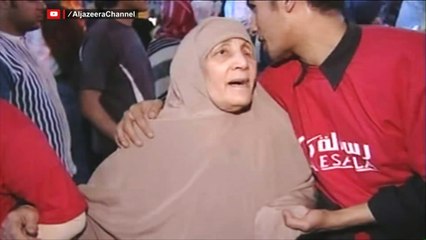 كبار الشعراء العرب نظموا شعراً للأم وجعلوا منها رمزاً