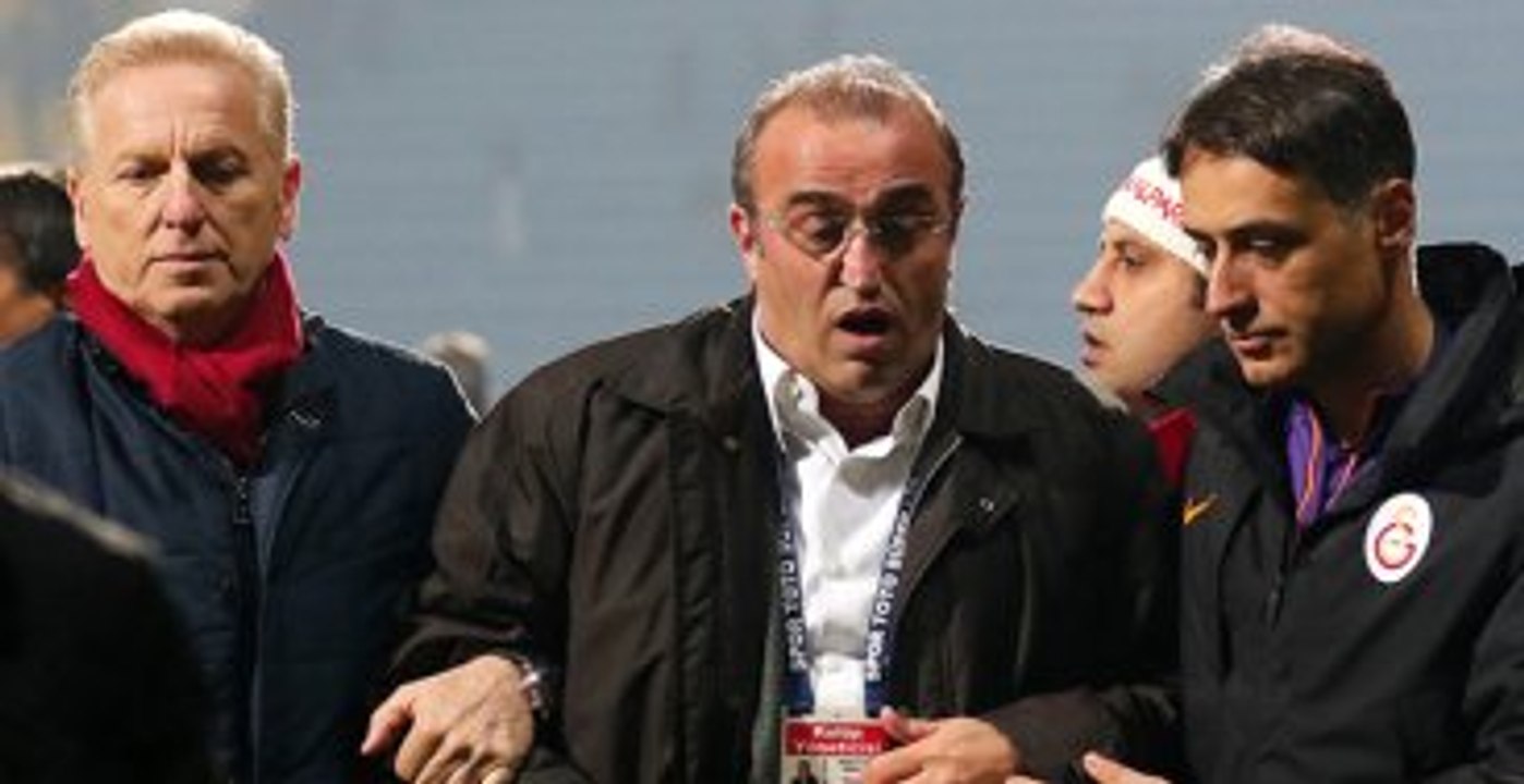 Abdurrahim Albayrak, Tribünde Fenalaştı