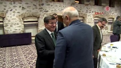 Télécharger la video: Başbakan Davutoğlu Alevi Sivil Toplum Kuruluşu Temsilcileriyle Buluştu