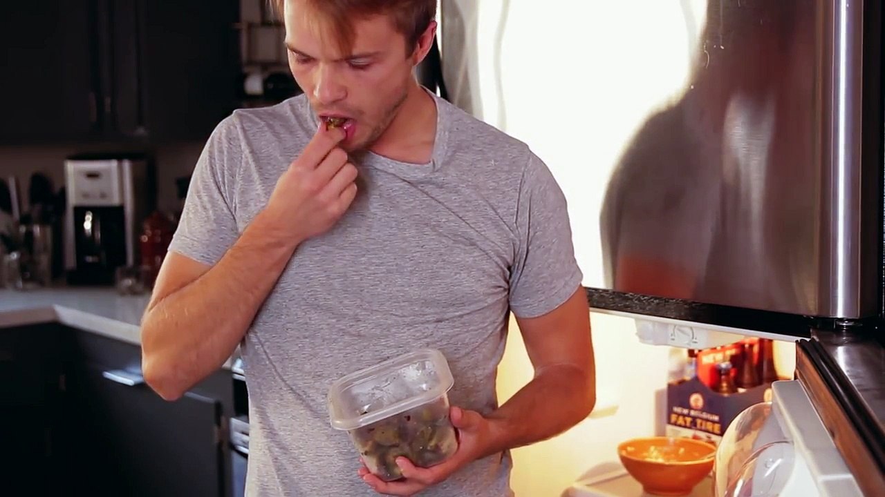 Weird Things Guys Do When They're Alone