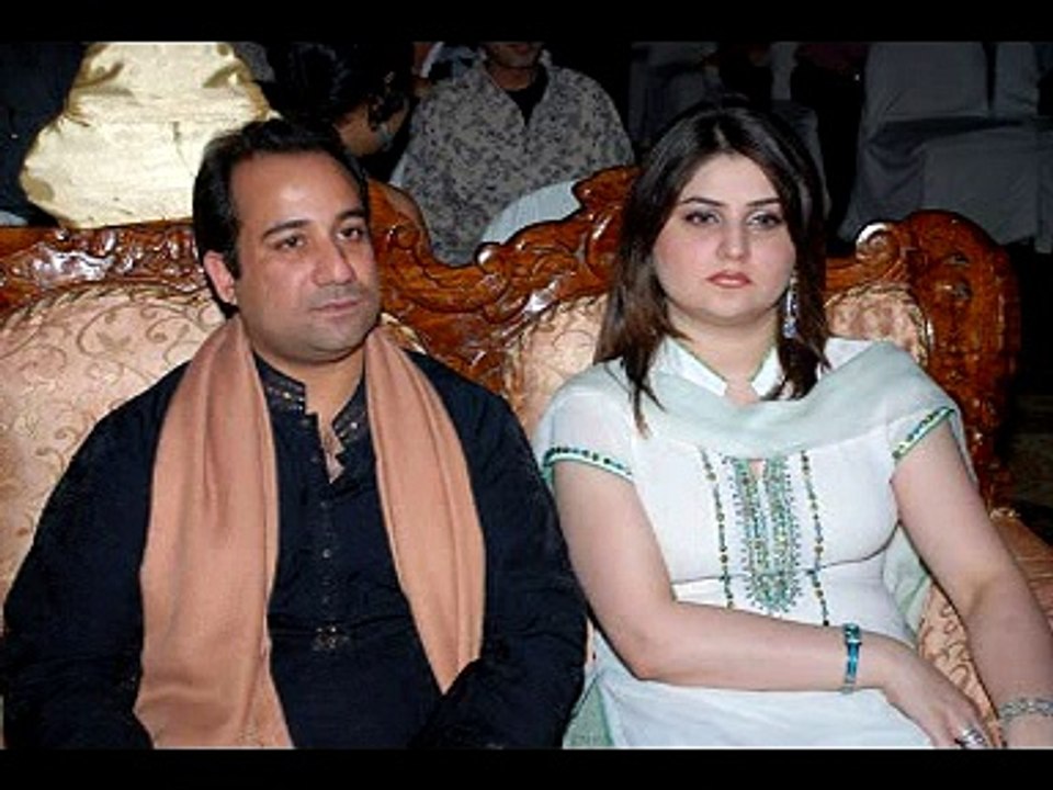 koi ummed bar nahin aati -- Rahat Fateh Ali Khan - Mirza Ghalib - New Version watch free video