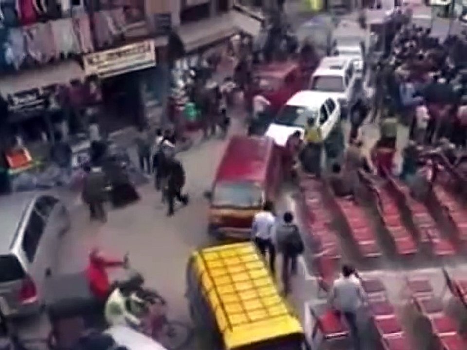 Traffic In India印度的大馬路