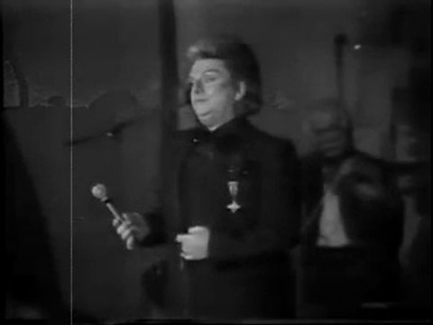 İçimde Kim Vardır Bir Bilebilsen - Zeki Müren