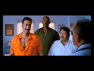 BOL BACHCHAN : Ajay Devgn's Superb English !!