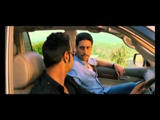 BOL BACHCHAN : Ajay and Abhishek rescue Prachi