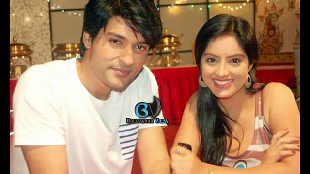 OMG! Kritika Kamra Slaps Rajeev Khandelwal on Stage on the set of new serial shooting Reporters