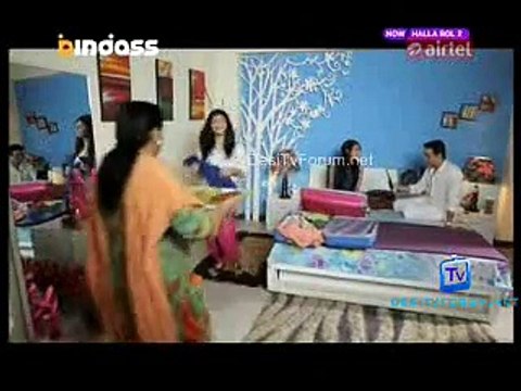 Halla Bol Season 2 22nd March 2015 Video Watch Online Part2 - Watching On IndiaHDTV.com - India's Premier HDTV