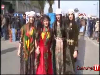 İzmir'de binler Nevruz'u böyle kutladı