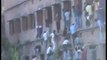 Dunya News - Bihar- Parents, friends assist children in cheating in class-10 exams - [FullTimeDhamaal]
