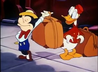 Donald Duck Bellboy Donald 1942 (Low)