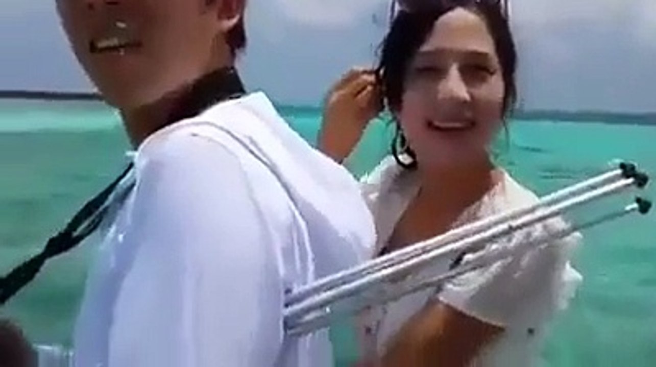 pakistani kya sika raha engrss ko