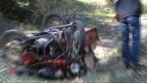 Kaçak Kestiği Odunları Yüklediği Sepetli Motosikletin Altında Kaldı