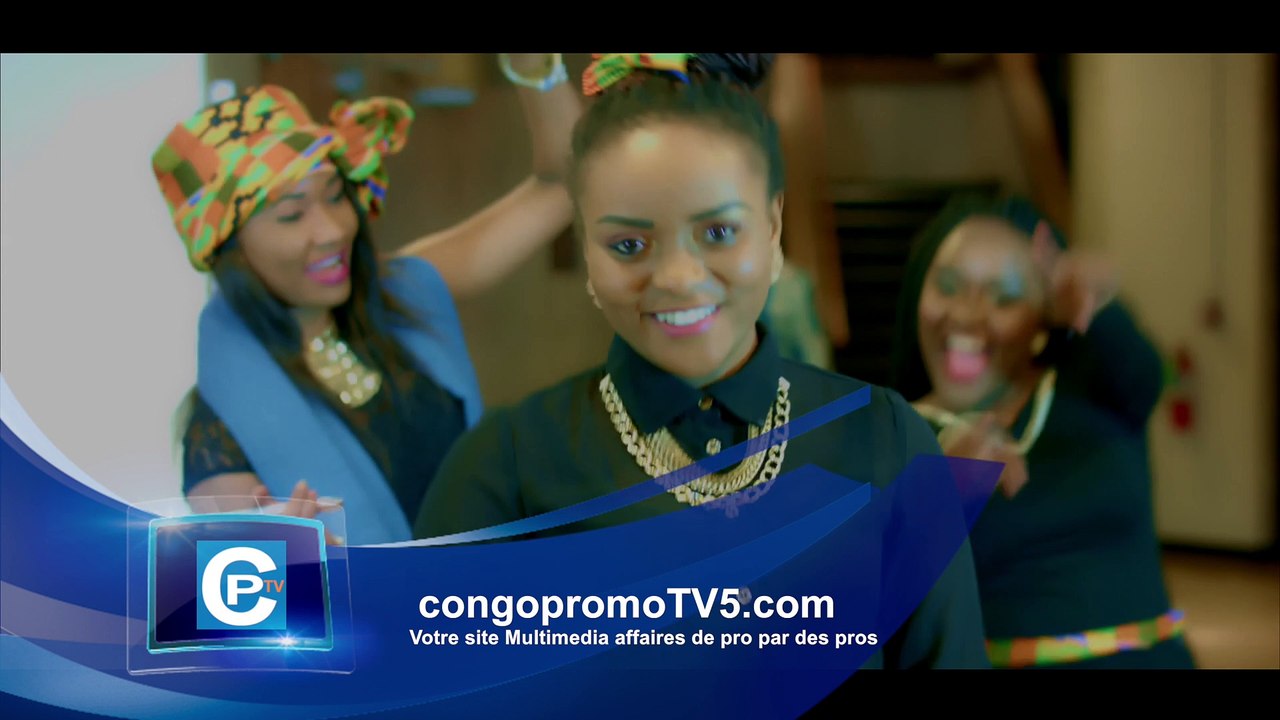 Fally IPUPA vient au secours aux habitants de Kisenso à KINSHASA en leur offrant de l'eau potable 24:24 hrs