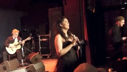 CLAUDIA COSTA "UMA CASA PORTUGUESA"