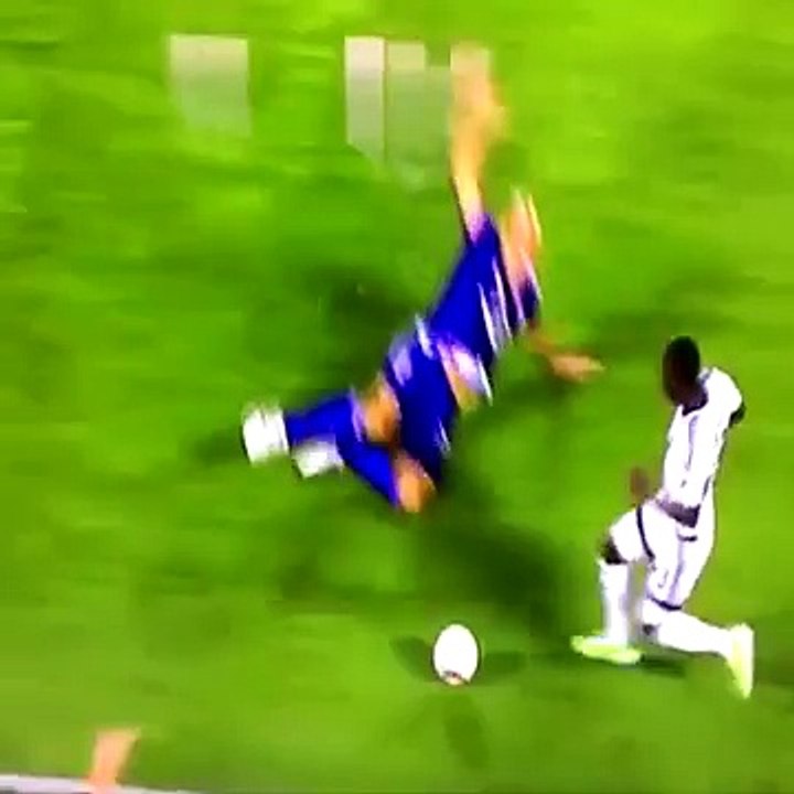 تدخل عنيف من مانيه