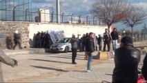 Kilis'te Amatör Maçta Maytap Atan Taraftara Biber Gazlı Müdahale