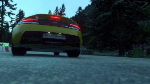 Aston Martin V12 Vantage S sound test