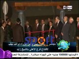 رئيس الوزراء يقص شريط افتتاح فرع الشيخ زايد