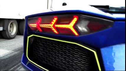 Lamborghini Aventador vs Lamborghini Huracan