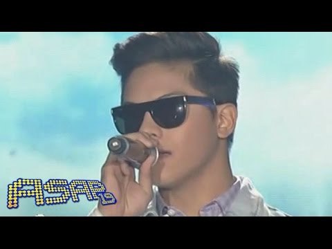 Daniel Padilla sings Simpleng Tulad Mo on ASAP