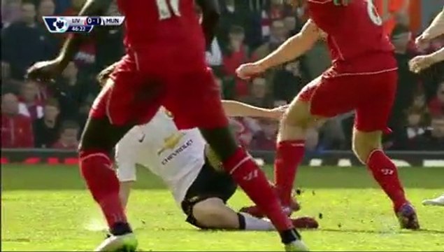 Expulsion de Steven Gerrard - Liverpool-Manchester United (22-03-2015)