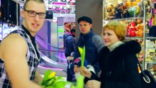 Праздник 8 марта в Универмаге «Муравей» на пр. Ленина