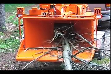 very.amazing-woodcuter-machine-video