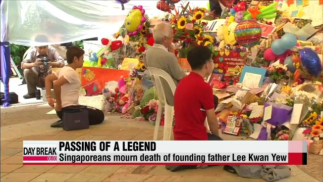 Singaporeans mourn passing of Lee Kwan Yew