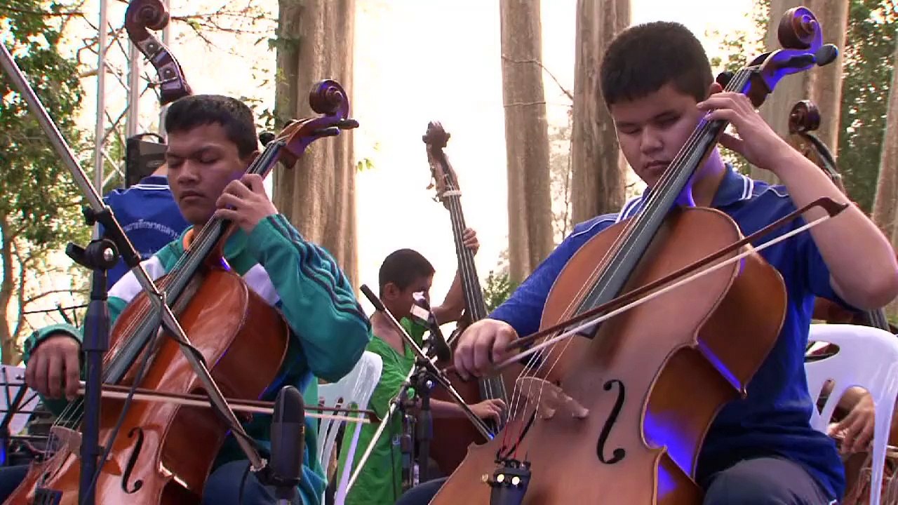 Blindenorchester in thailand spielt gegen vorurteile an