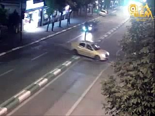 Amazing car accidents ! Caught on Security Cam