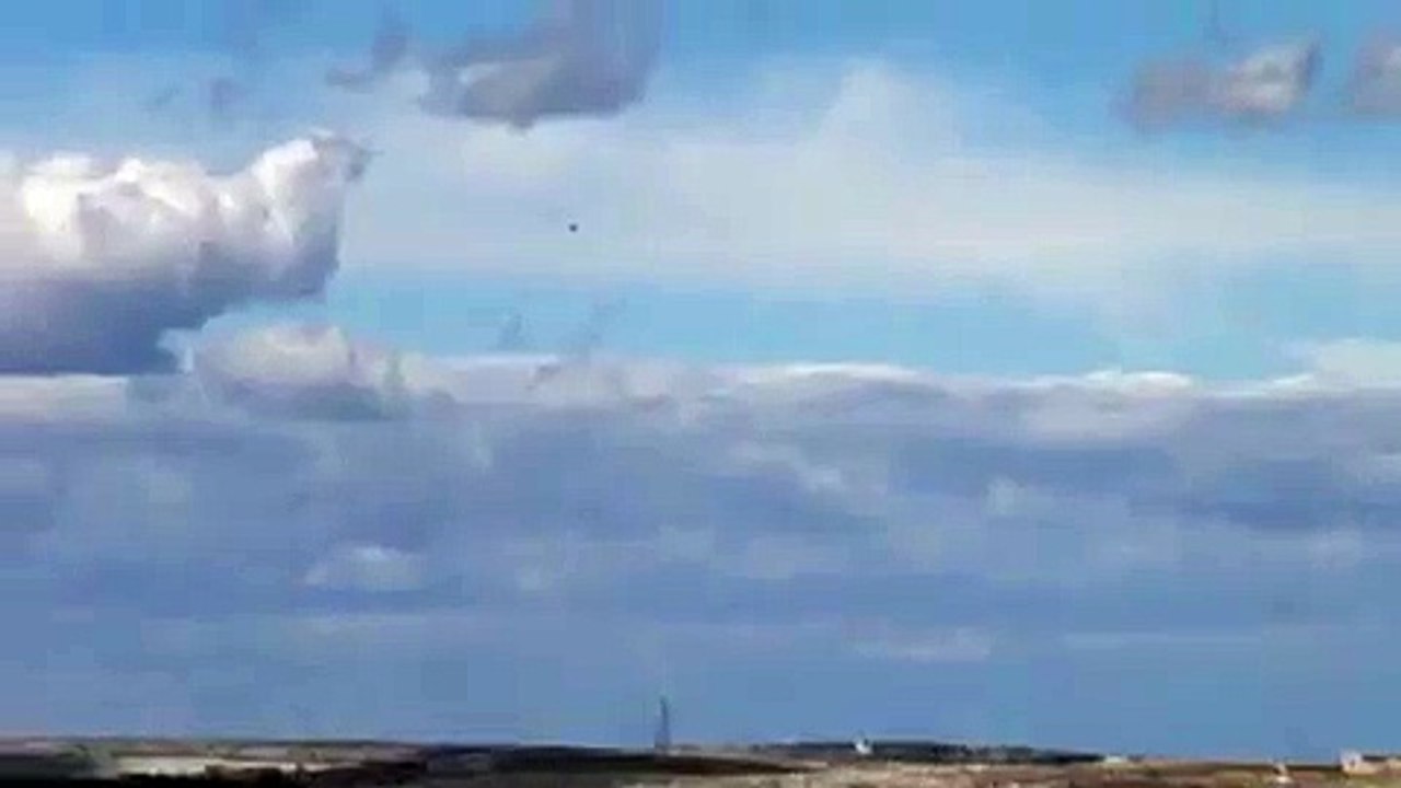 The moment of the fall of the "sudden strange" to a helicopter belonging to the system in the countryside of Idlib