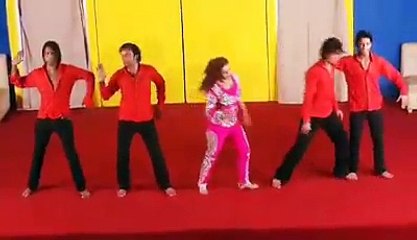 Nida Chaudhray Latest Hot Mujra In Live Stage Show